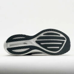 Saucony Triumph 20 Women's Black/White -Holabird Sports Elegant Shop 048733 4