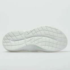 OOFOS OOmg Low Women's White/White -Holabird Sports Elegant Shop 631096 4