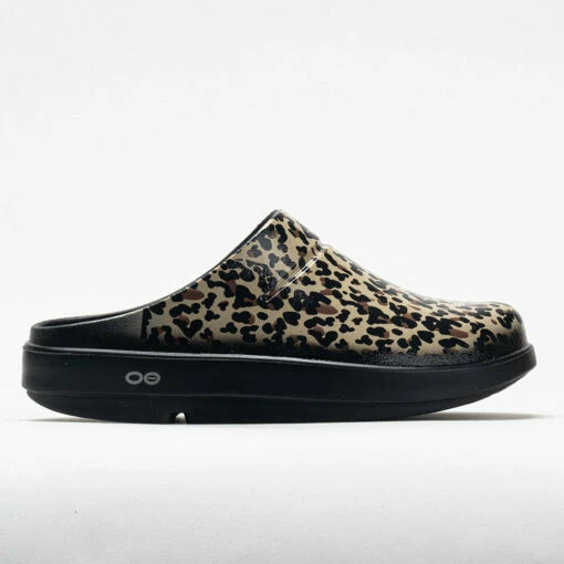 OOFOS OOcloog Limited Women's Black Leopard 7 OOFOS OOcloog Limited Women's Black Leopard -Holabird Sports Elegant Shop 631219 3