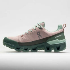 On Running On Cloudwander Waterproof Women's Doe/Ivy 9 On Running On Cloudwander Waterproof Women's Doe/Ivy -Holabird Sports Elegant Shop 631415 1